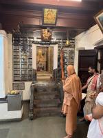 documents/gallery/HH_Swamijis_arrival_at_Samadhi_Math,_Mangaluru_22_April_2026/20260422 Mangaluru arrival  (1).jpg